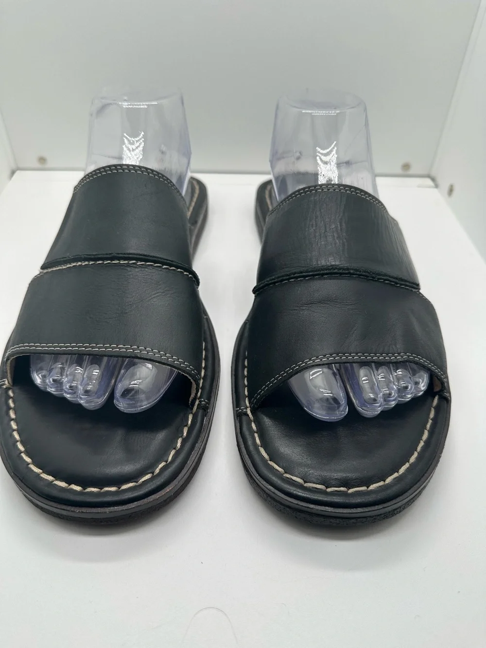 Tommy Bahama Vero Beach Men's Black Leather Sandals Size 10